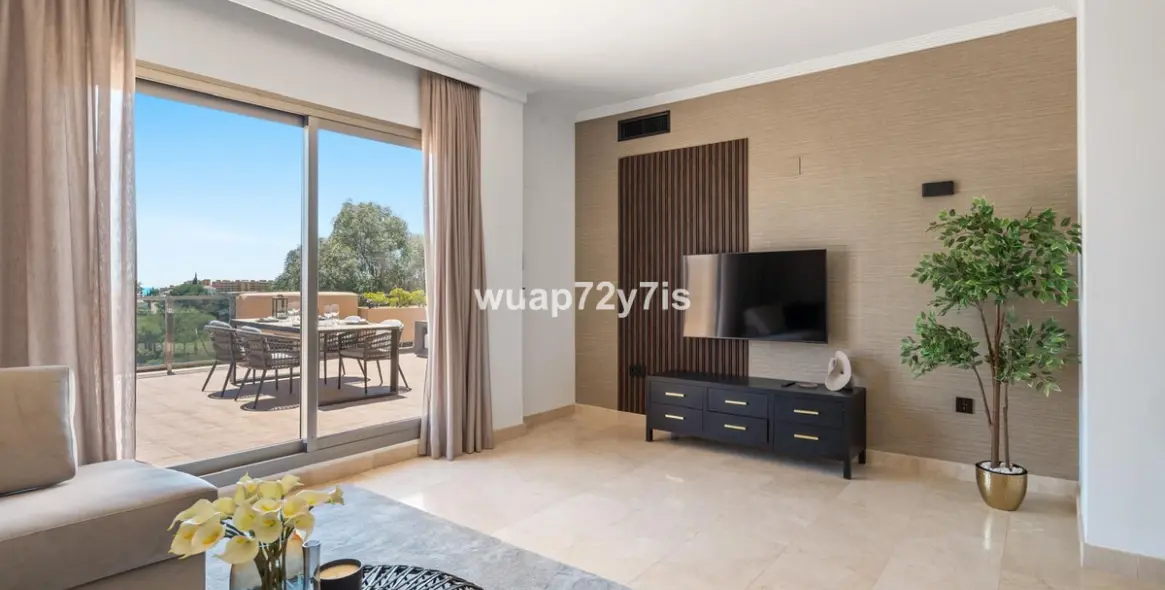 Продажа пентхауса в Selwo 12