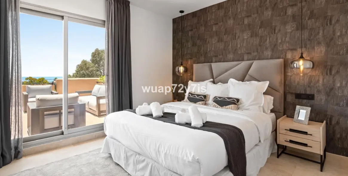 Продажа пентхауса в Selwo 18