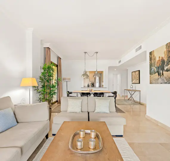 Продажа апартаментов на первом этаже в El Paraiso