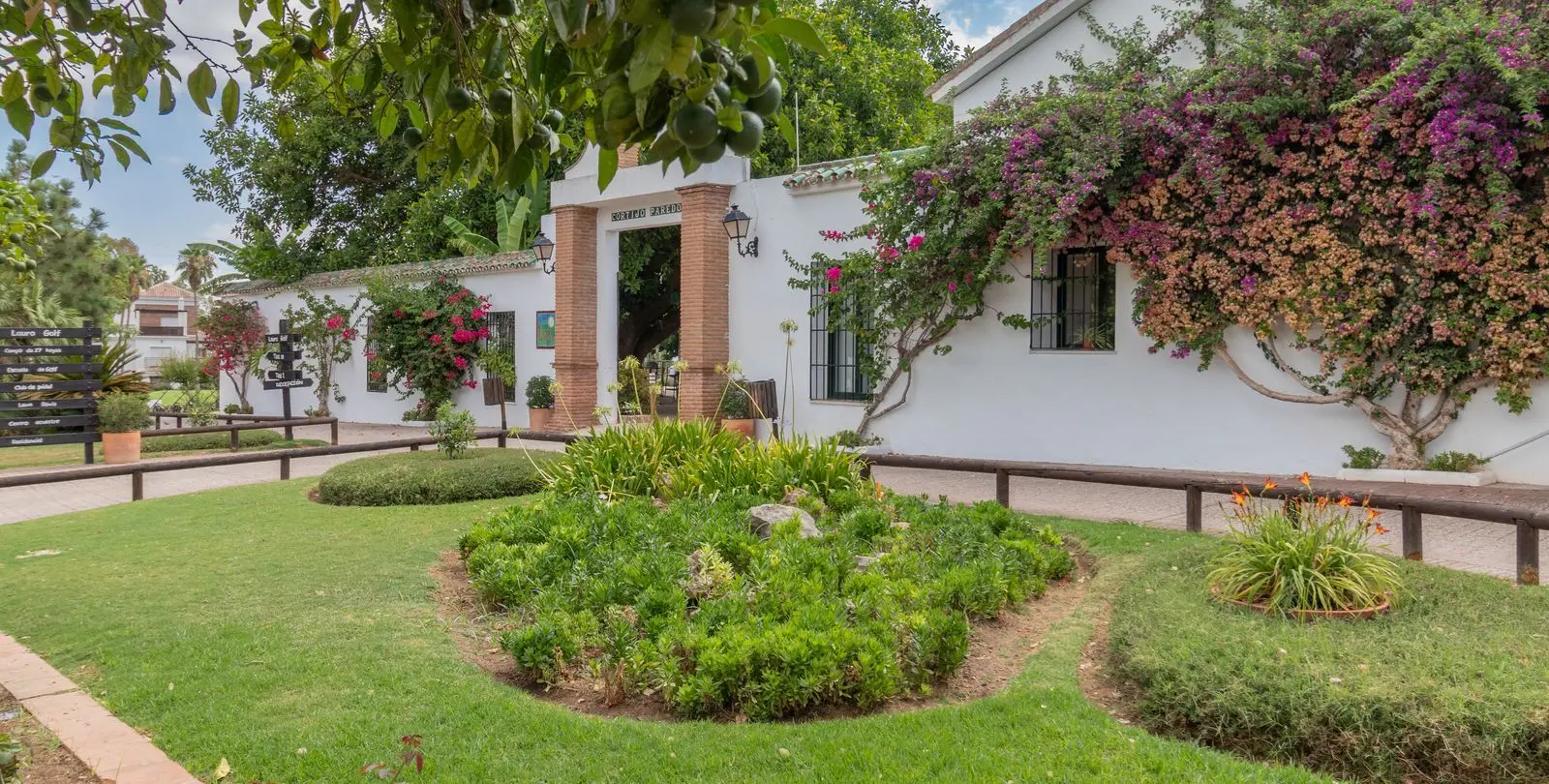 Sale of semi-detached house in Alhaurín de la Torre 44
