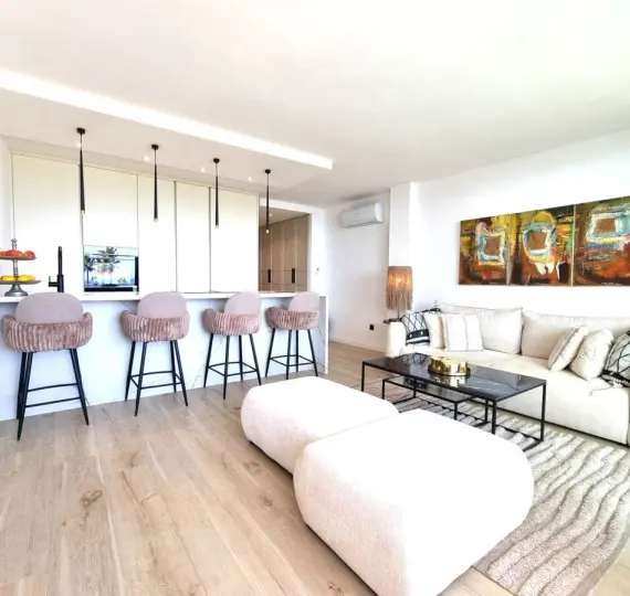 Sale of middle floor apartment in Mijas Costa