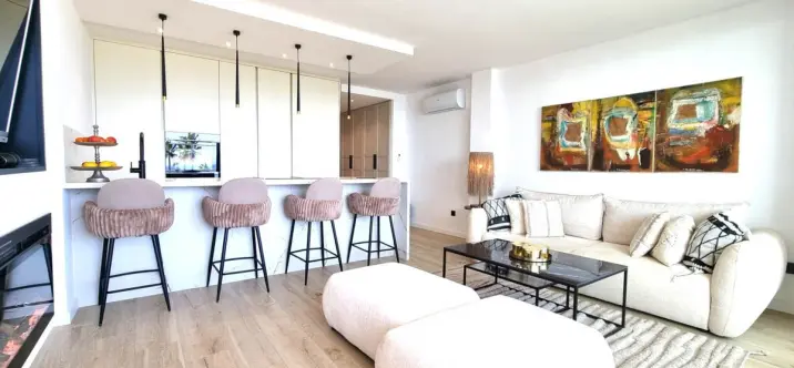 Sale of middle floor apartment in Mijas Costa 1