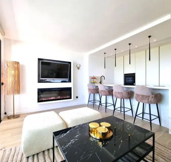 Sale of middle floor apartment in Mijas Costa