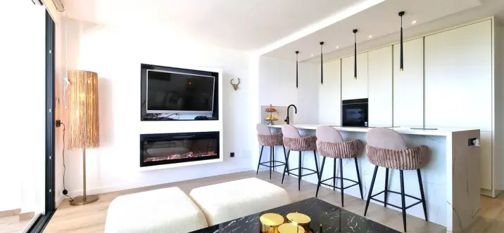 Sale of middle floor apartment in Mijas Costa 3