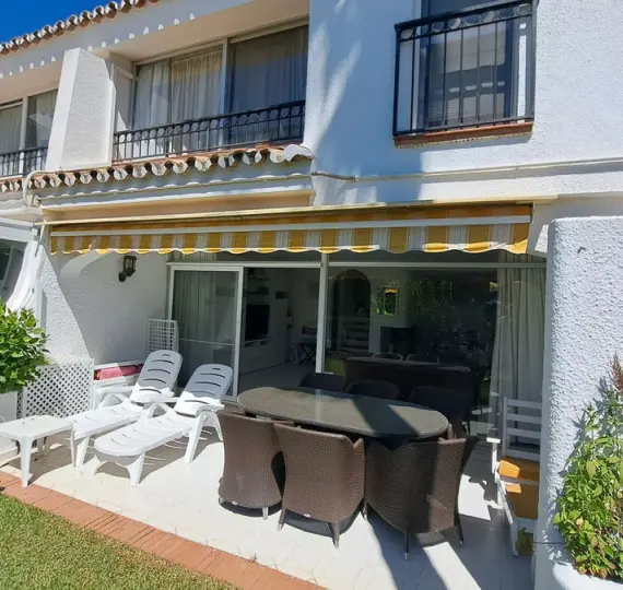 Продажа таунхауса в Miraflores