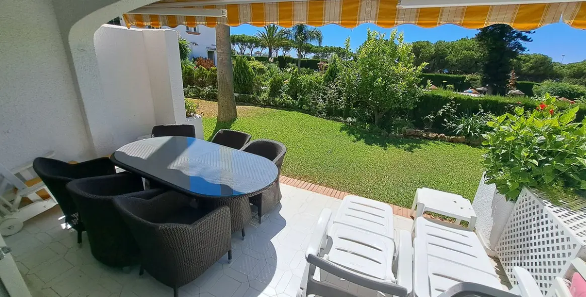 Продажа таунхауса в Miraflores 4