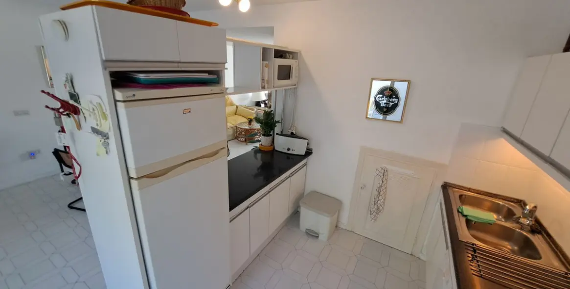 Продажа таунхауса в Miraflores 8