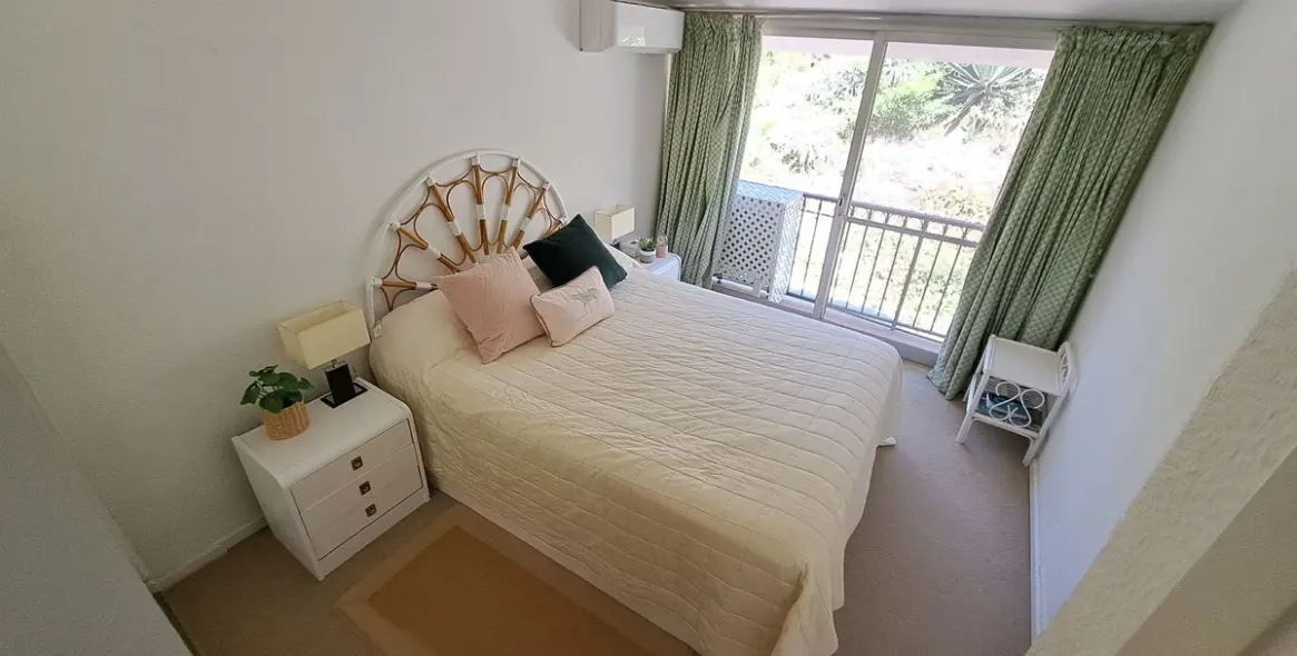 Продажа таунхауса в Miraflores 18