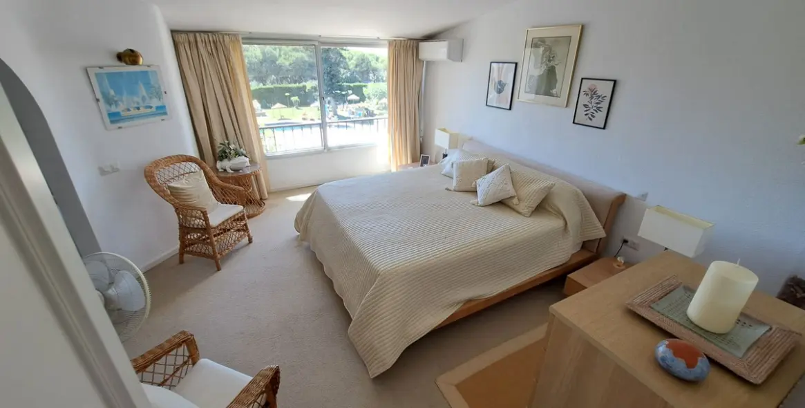 Продажа таунхауса в Miraflores 22