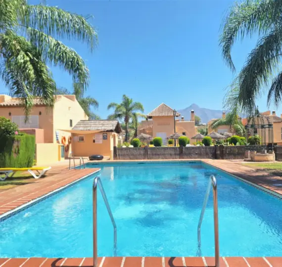 Продажа таунхауса в Nueva Andalucía