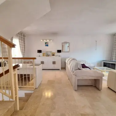 Sale of townhouse in Nueva Andalucía