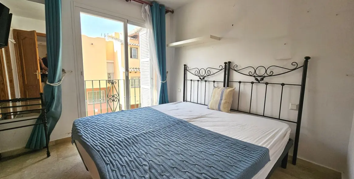 Sale of townhouse in Nueva Andalucía 16