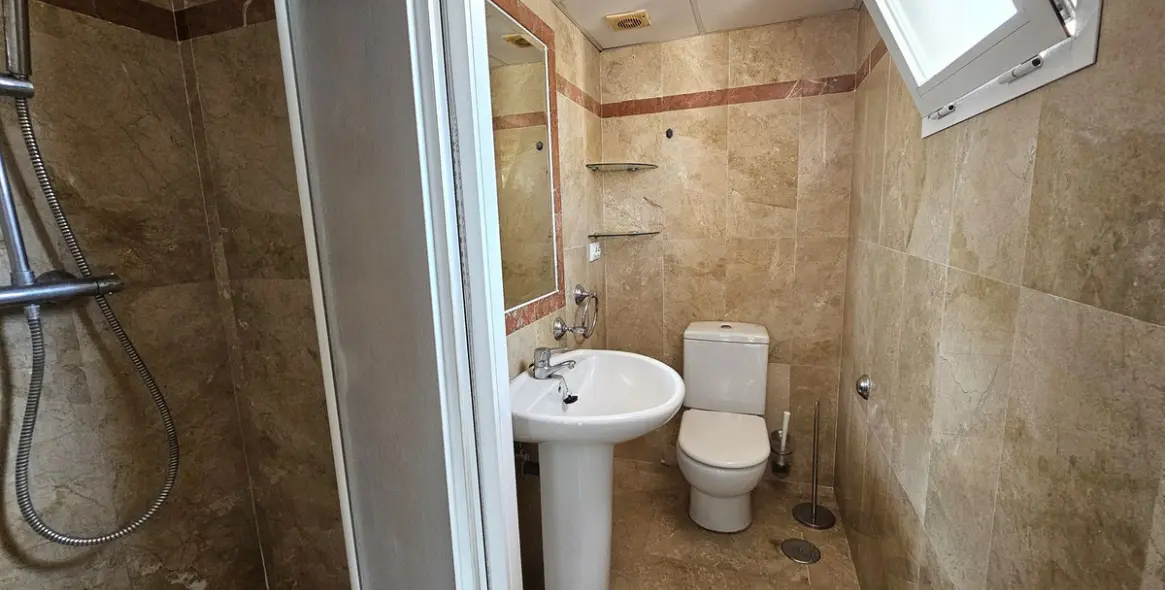 Sale of townhouse in Nueva Andalucía 17