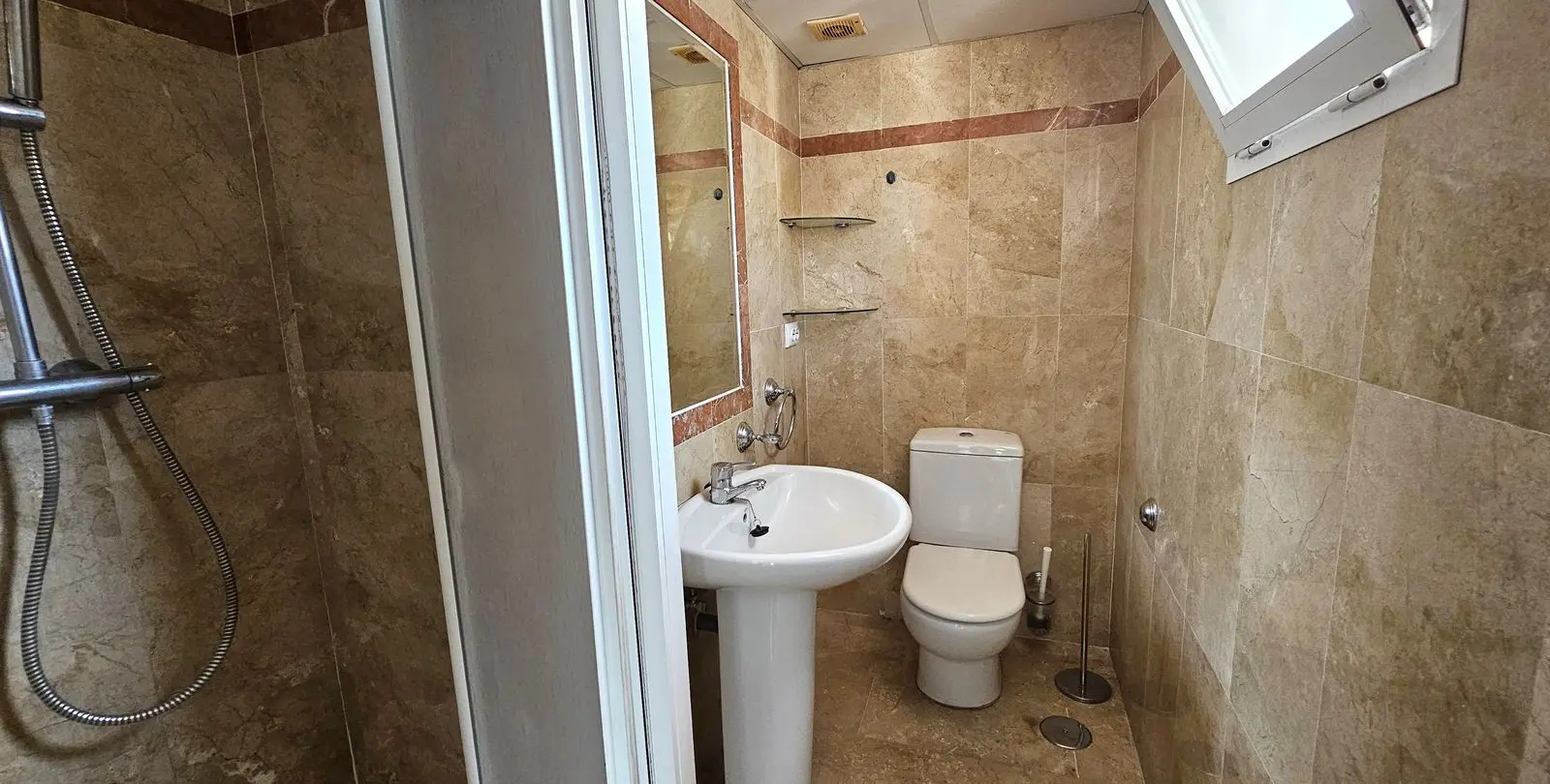 Venta de adosado en Nueva Andalucía 17