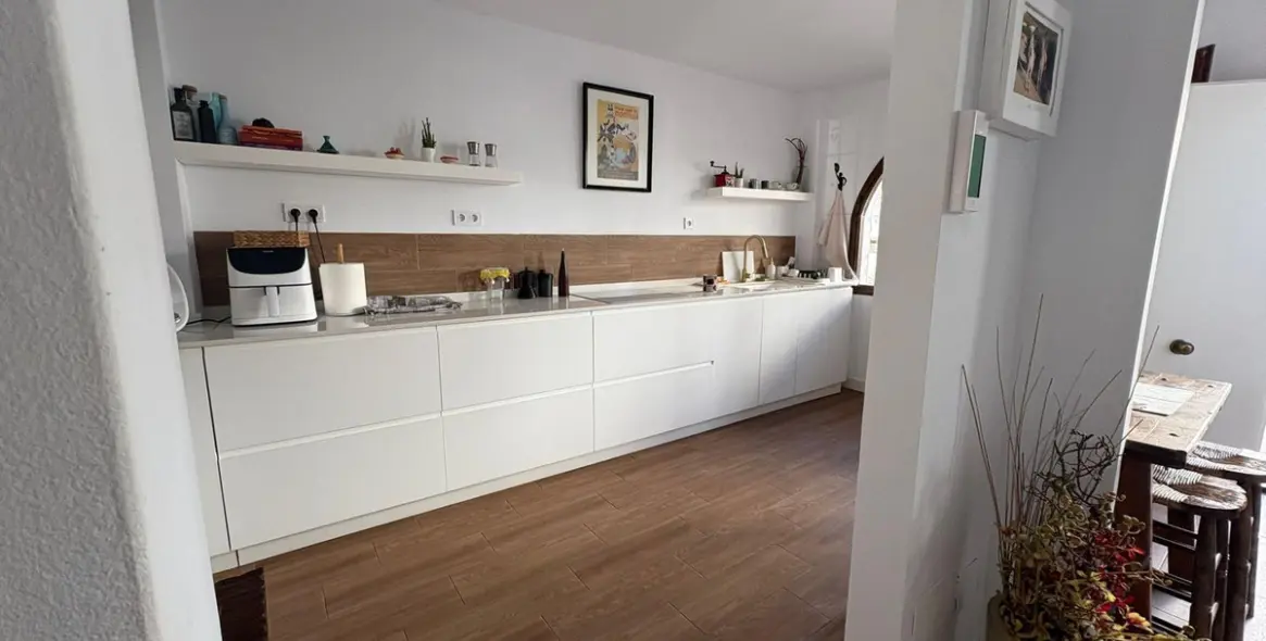 Продажа дома на две семьи в La Colina 19