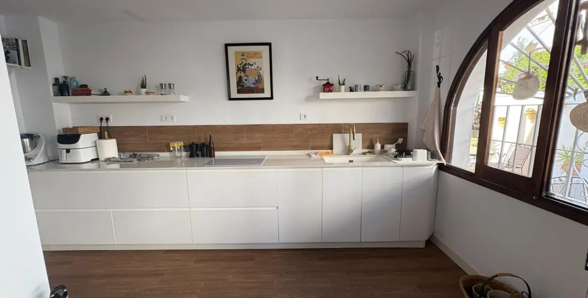 Продажа дома на две семьи в La Colina 20