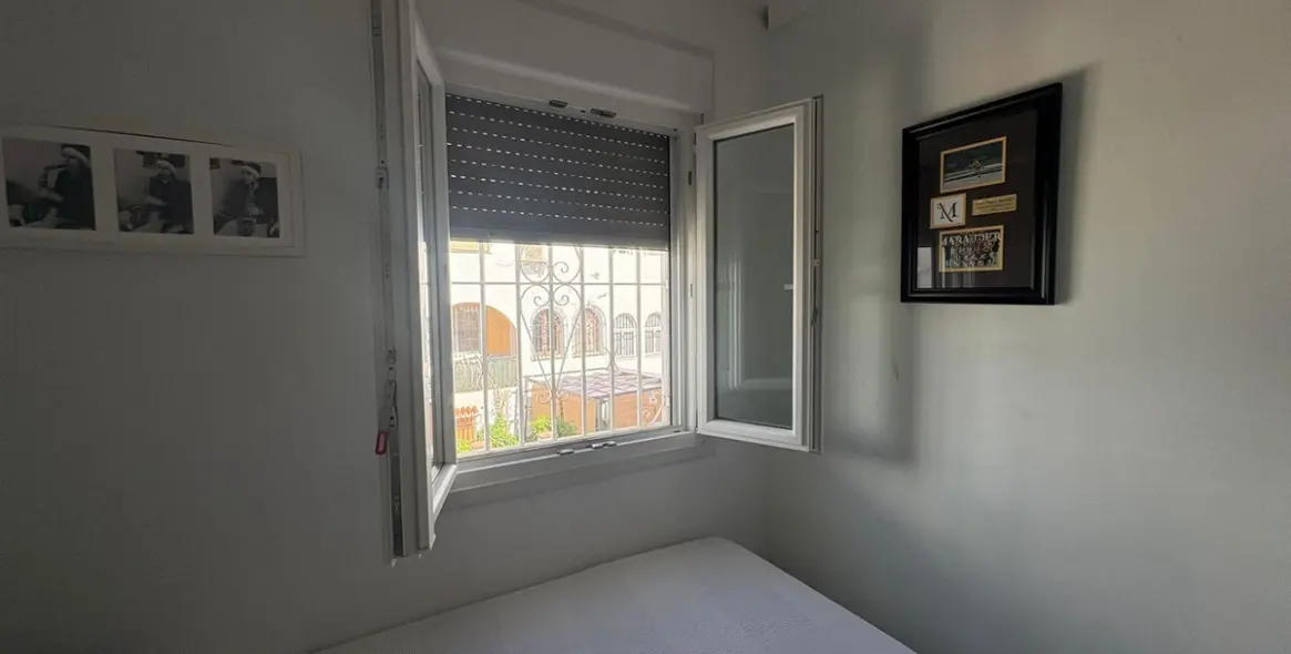 Продажа дома на две семьи в La Colina 33