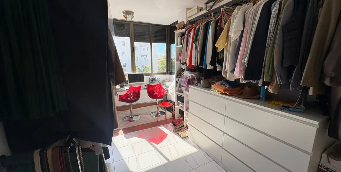 Продажа дома на две семьи в La Colina 38