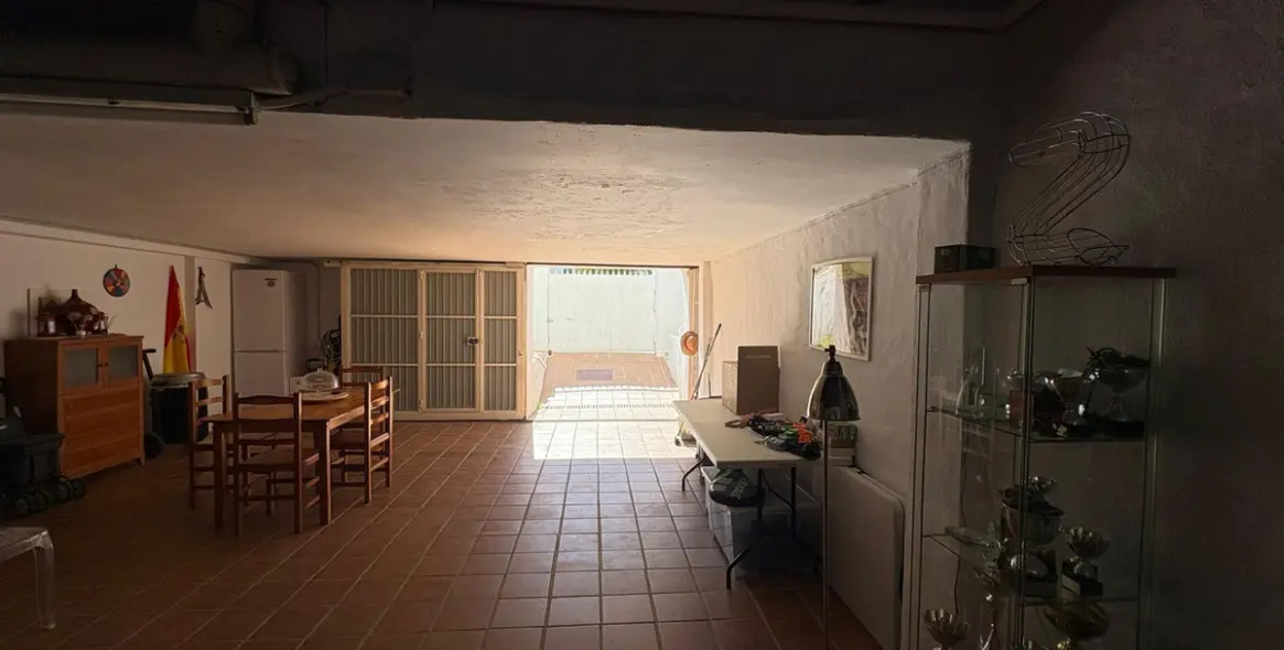 Продажа дома на две семьи в La Colina 45