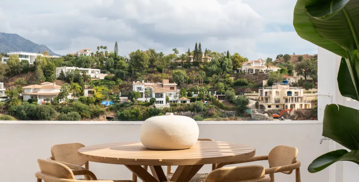 Sale of middle floor apartment in La Quinta 2