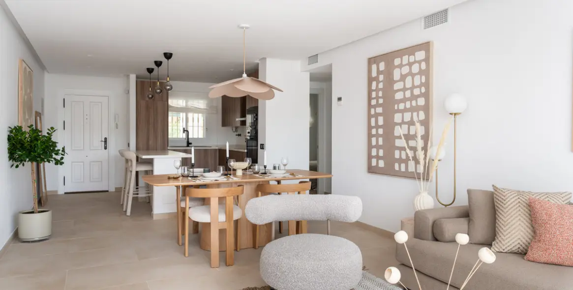 Sale of middle floor apartment in La Quinta 6