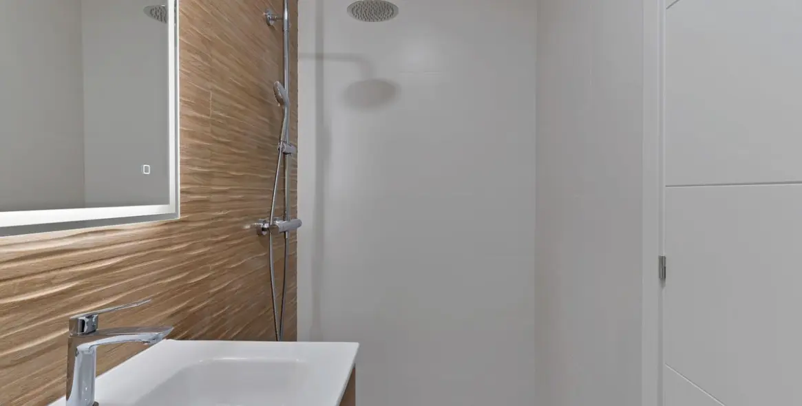 Sale of semi-detached house in Málaga Centro 10