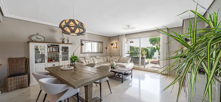 Sale of semi-detached house in Estepona 2