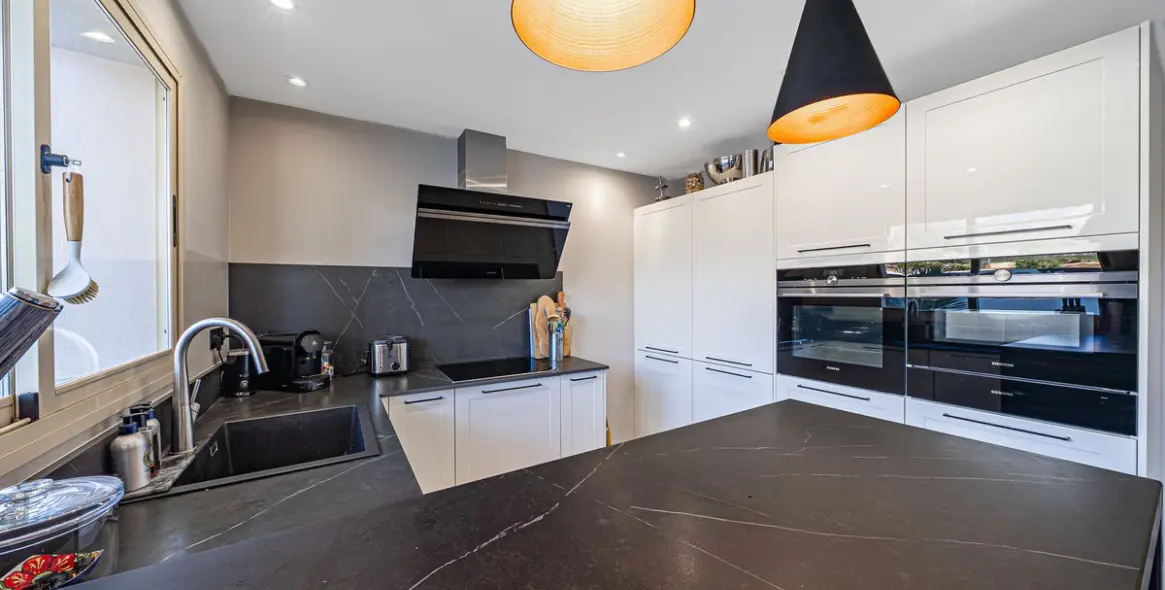 Sale of semi-detached house in Estepona 5