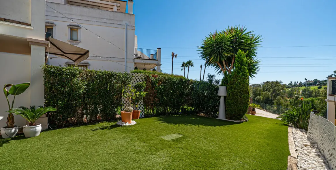 Sale of semi-detached house in Estepona 7