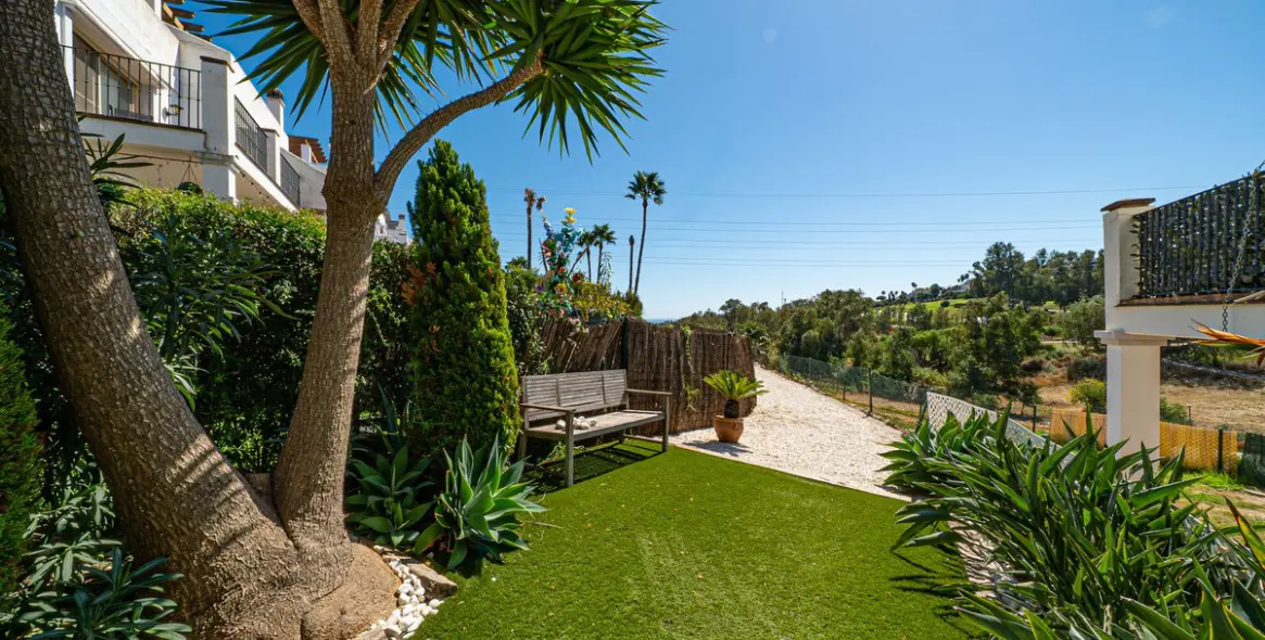 Sale of semi-detached house in Estepona 8