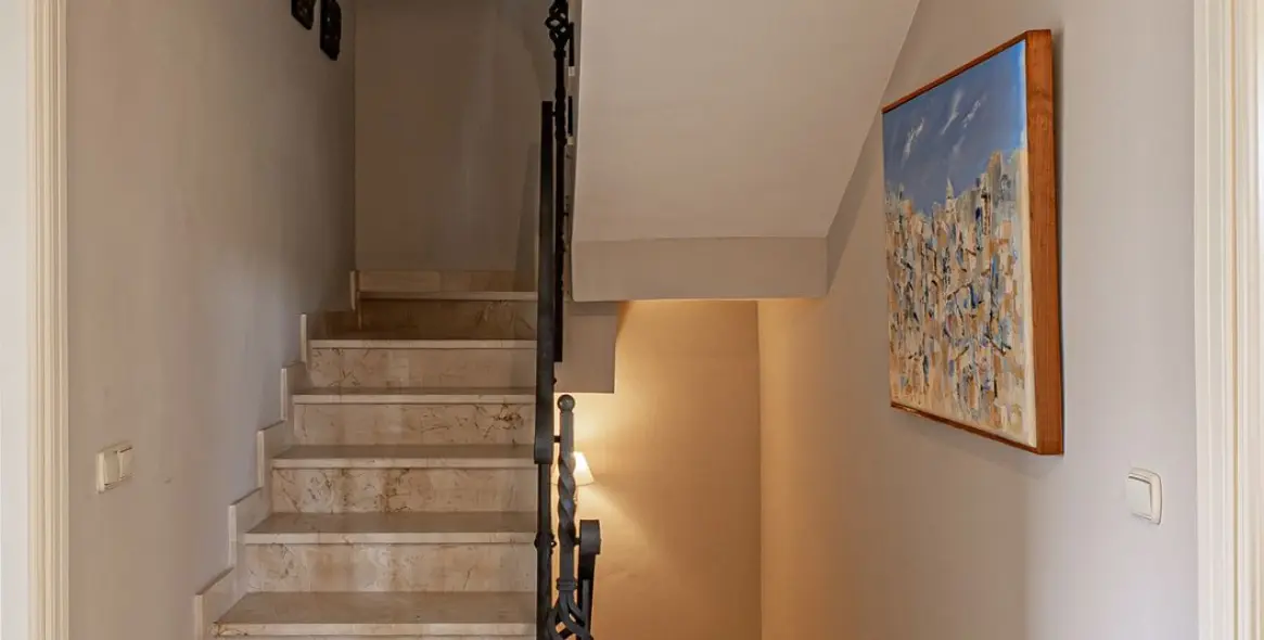 Sale of semi-detached house in Estepona 13