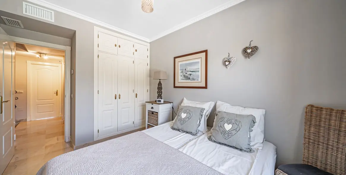 Sale of semi-detached house in Estepona 20