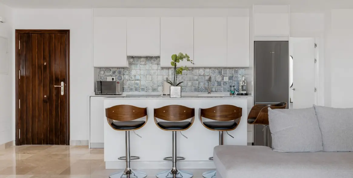 Sale of ground floor apartment in Benahavís 4