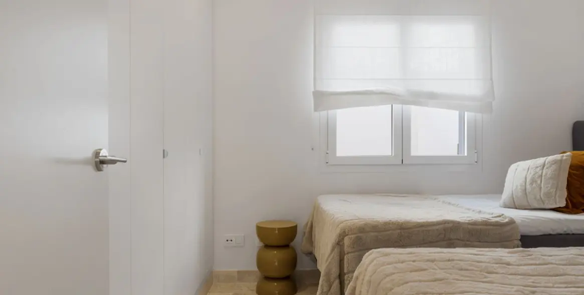 Sale of ground floor apartment in Benahavís 17