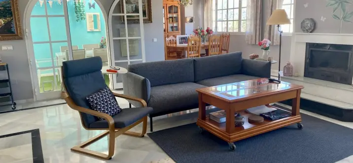 Продажа двухуровневого пентхауса в Fuengirola 0