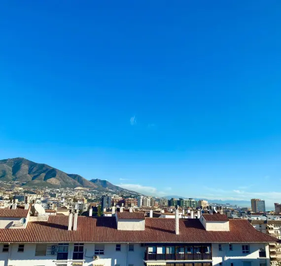 Продажа двухуровневого пентхауса в Fuengirola