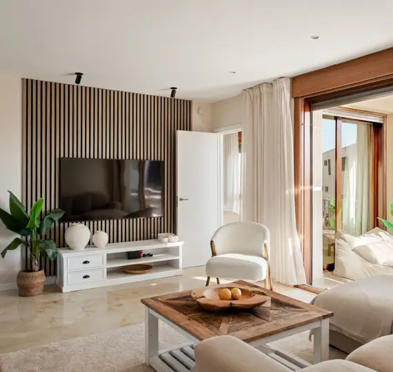 Продажа апартаментов на среднем этаже в Altos de los Monteros