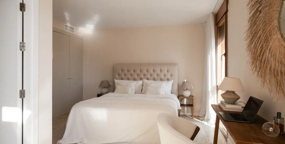 Продажа апартаментов на среднем этаже в Altos de los Monteros 11