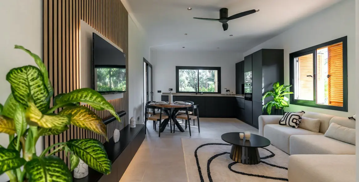 Продажа апартаментов на первом этаже в Nueva Andalucía 1