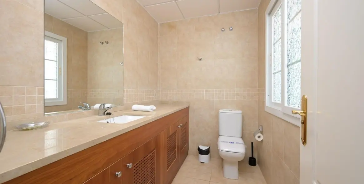 Продажа таунхауса в Alhaurín de la Torre 25