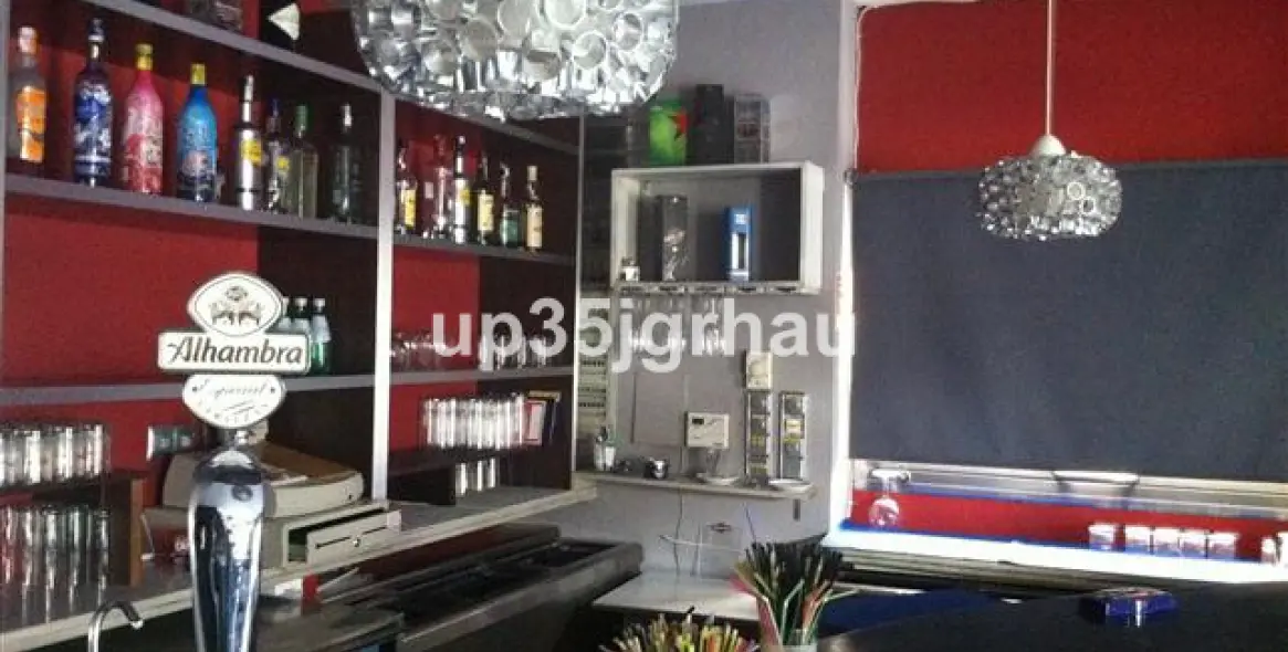 Продажа бара в Estepona 6