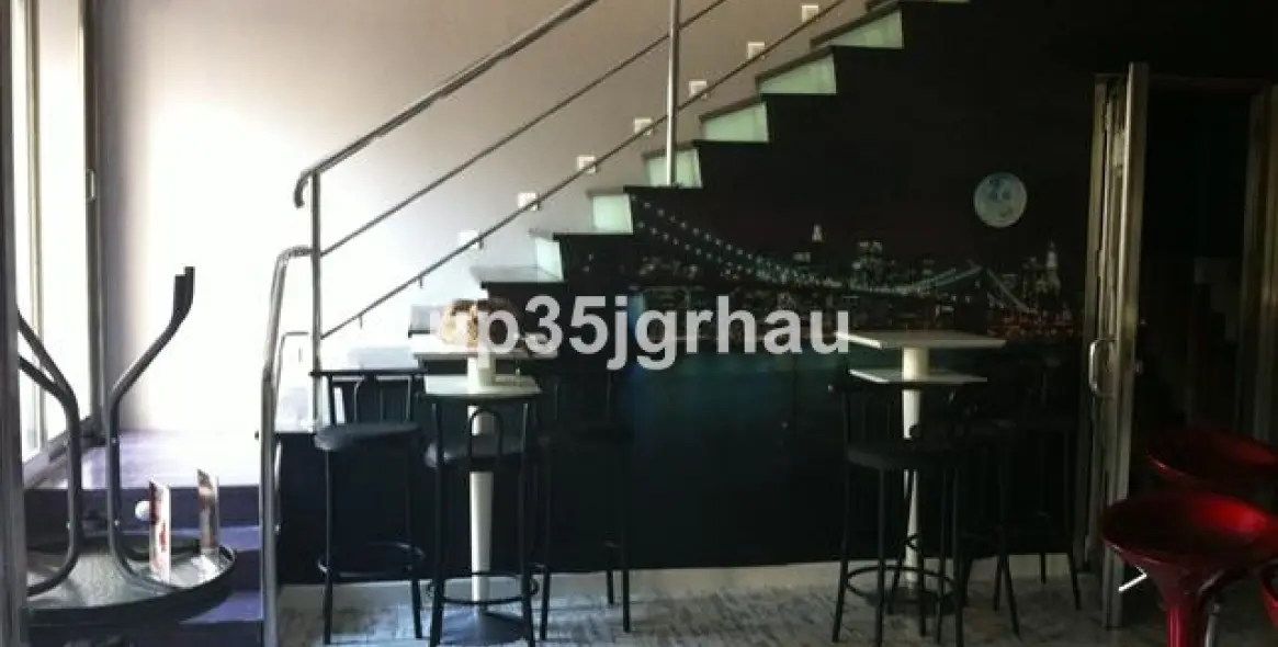 Sale of bar in Estepona 3