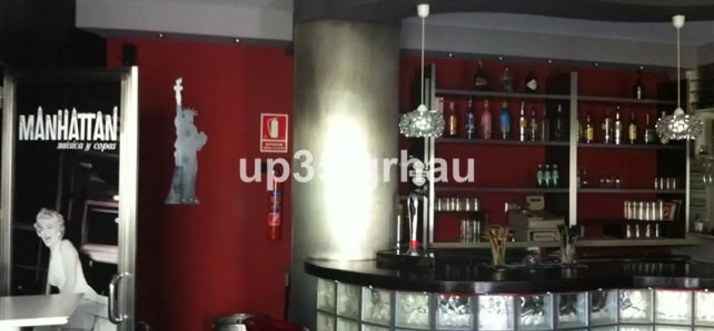 Sale of bar in Estepona 3