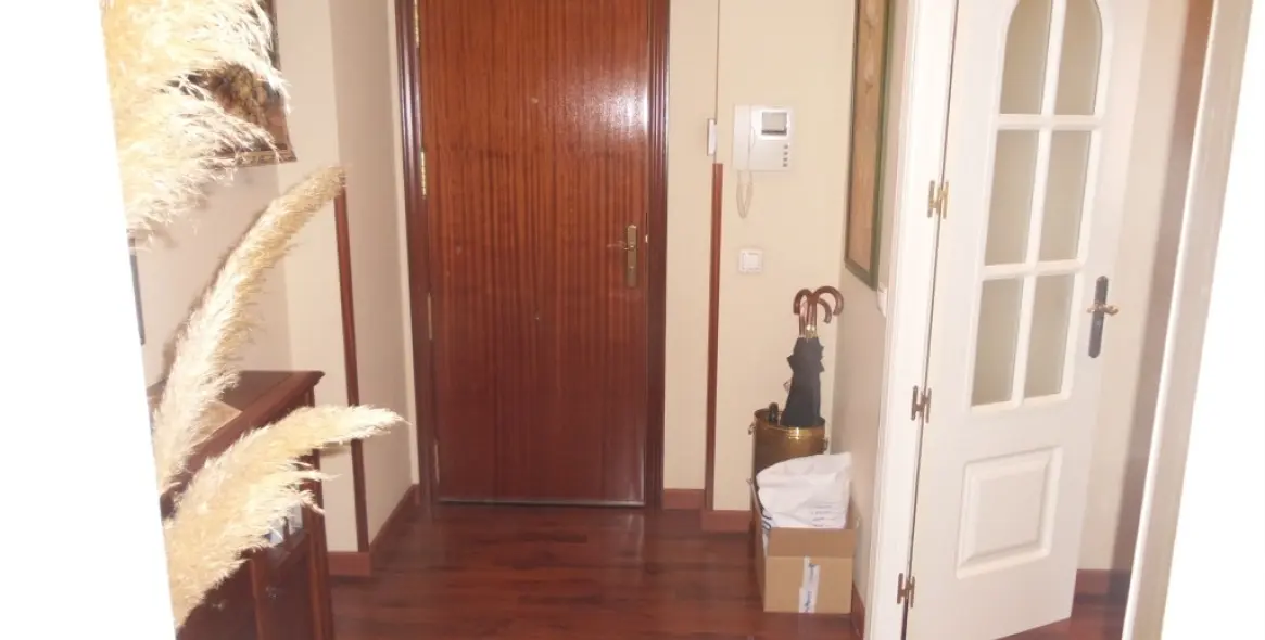 Продажа апартаментов на среднем этаже в Málaga 3