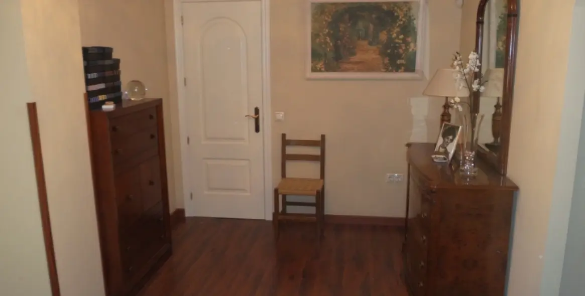 Продажа апартаментов на среднем этаже в Málaga 4