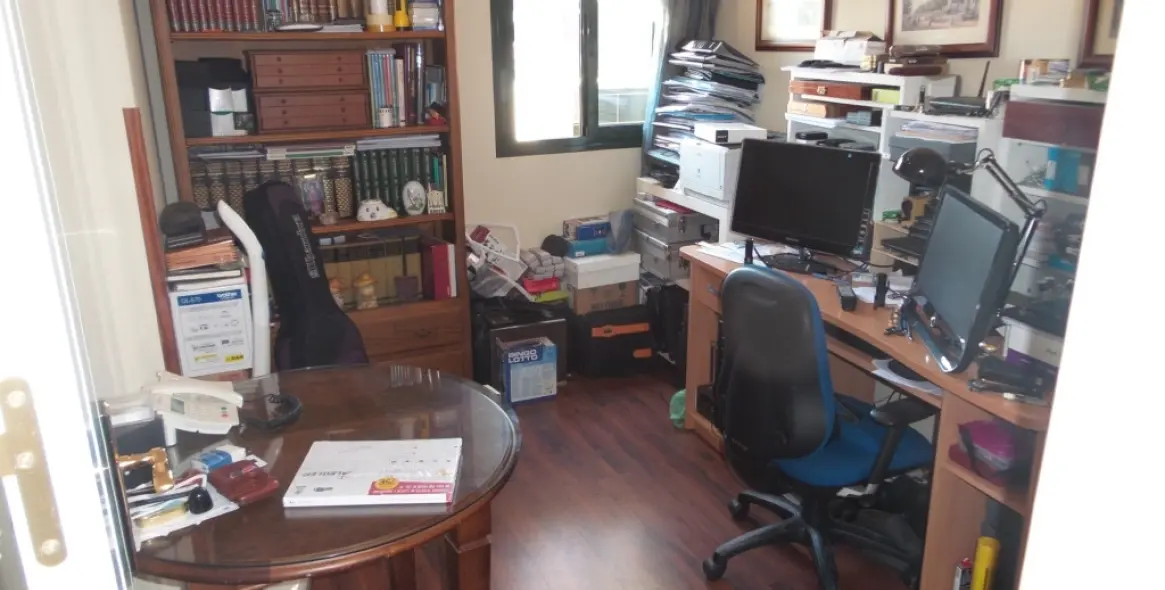 Продажа апартаментов на среднем этаже в Málaga 15