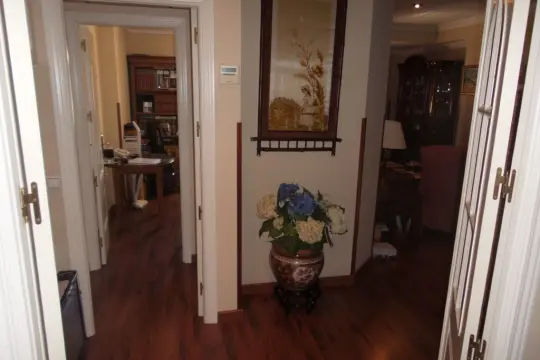 Image 6 thumb