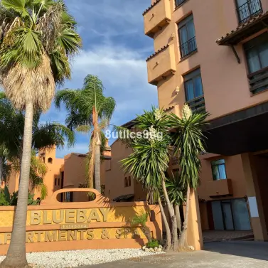 Продажа апартаментов на среднем этаже в Estepona