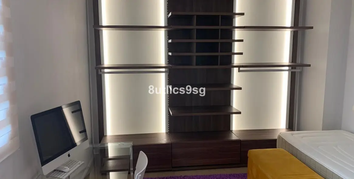 Sale of middle floor apartment in Estepona 10