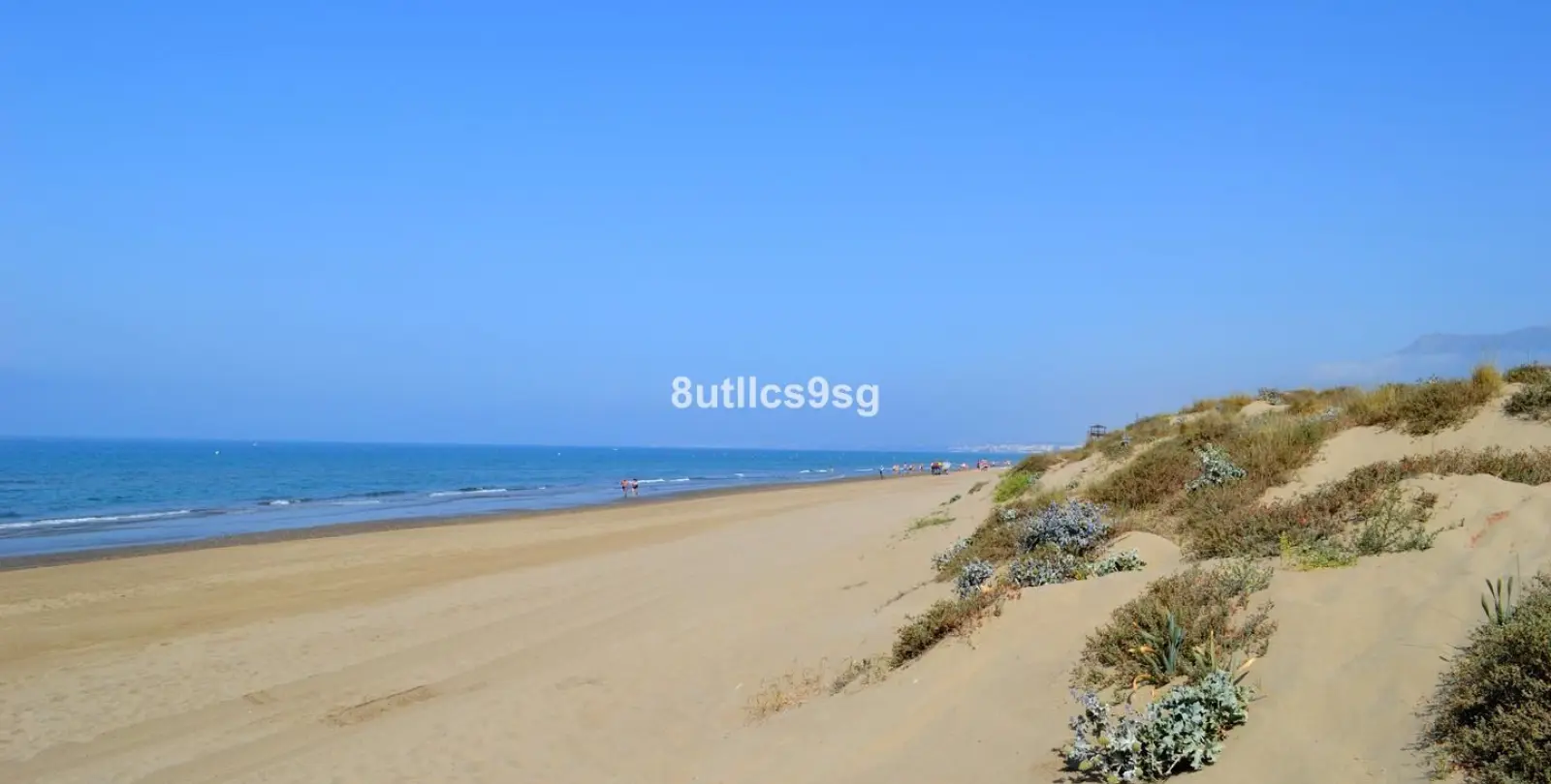 Продажа апартаментов на среднем этаже в Estepona 4